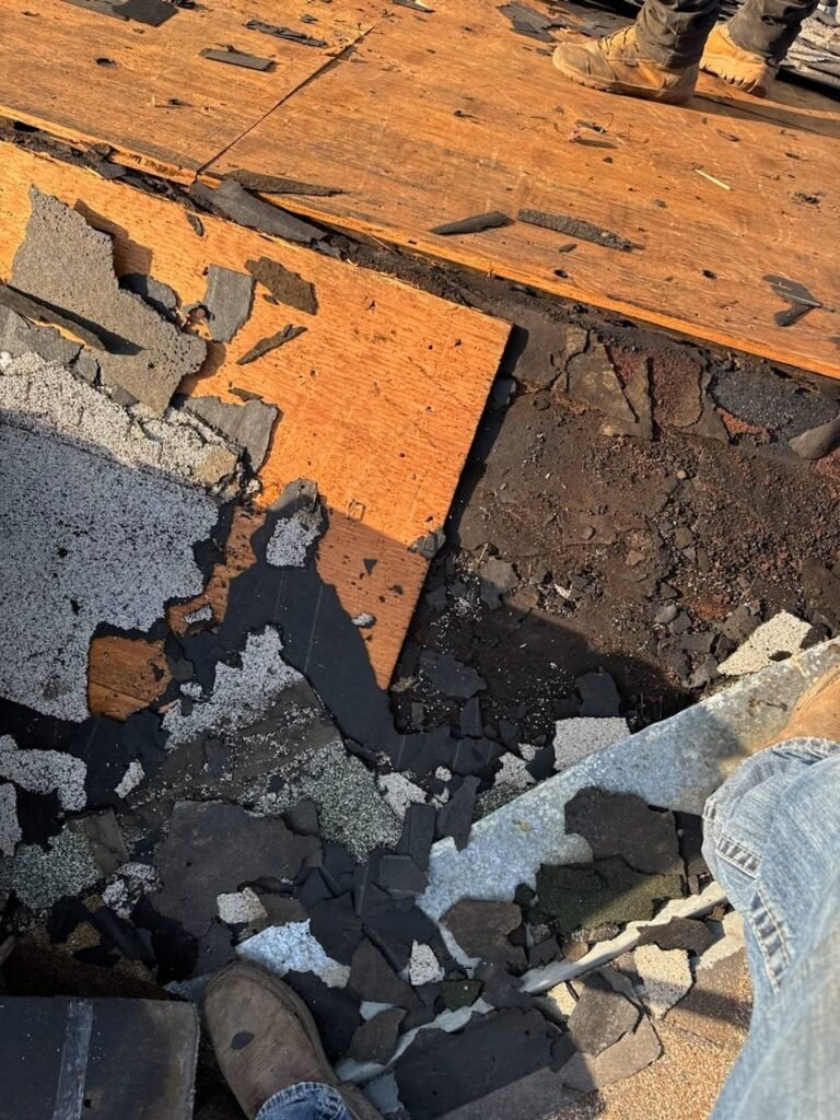 Puertos HDZ, imagen de un techo antes de su restauración completa y eficaz